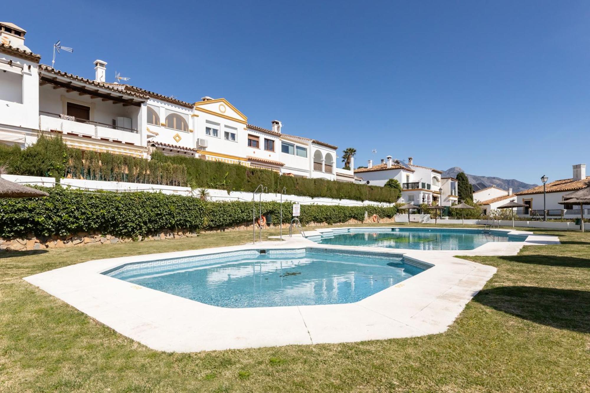 Casa Jardines Del Sol J2 * Marbella